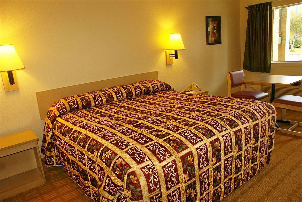 Americas Best Value Inn Hobby Airport Houston Exterior foto